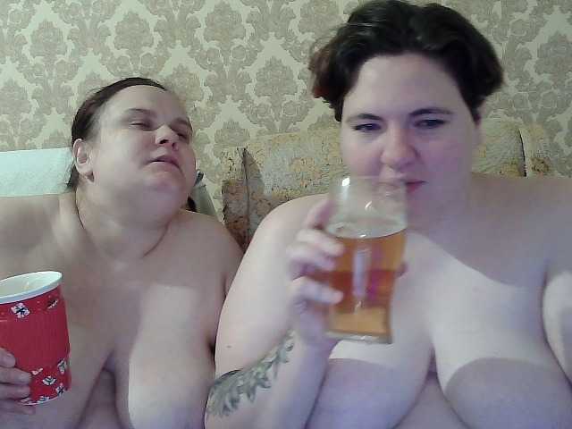 HollyXEva