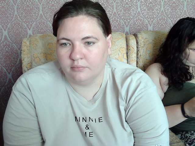 HollyXEva