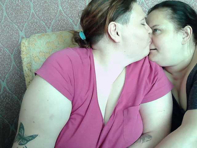 HollyXEva