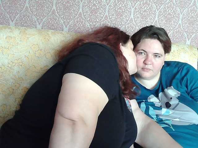 HollyXEva live webcam show