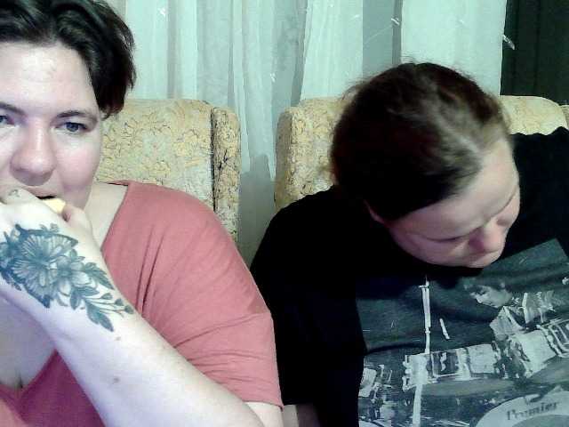 HollyXEva