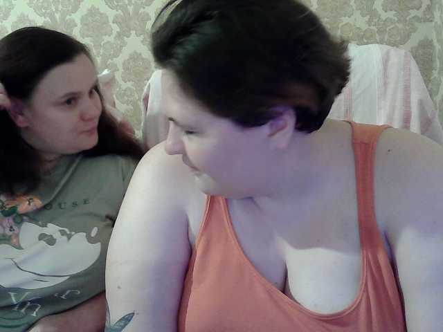 HollyXEva