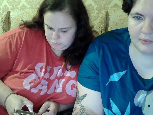 HollyXEva live cam on BongaCams