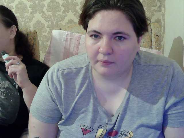 HollyXEva