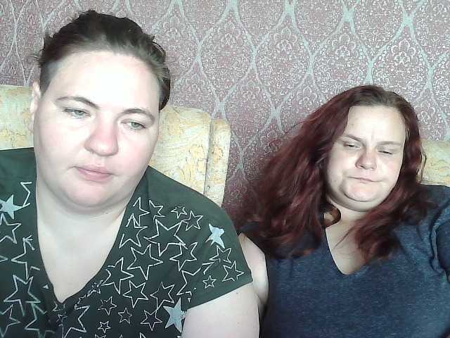 le modèle HollyXEva est en webcam porno dans un show sur le site bongacams, il possède les tags suivants: White/Caucasian,Brunette,Shaved