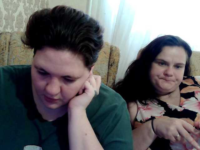 HollyXEva