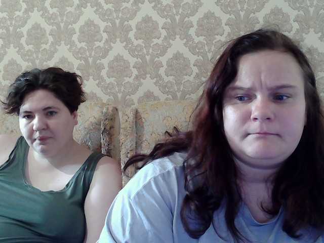 HollyXEva live cam preview
