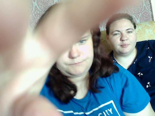HollyXEva live cam on BongaCams