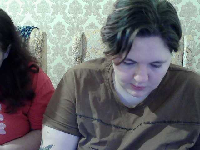 HollyXEva