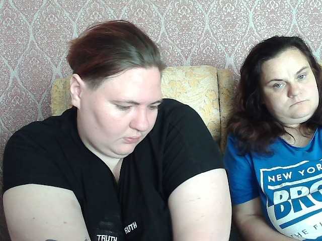 hollyxeva live show