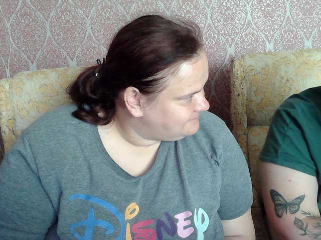 HollyXEva