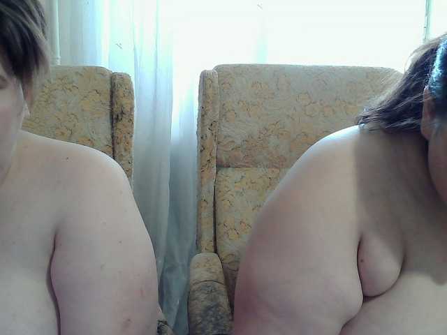 HollyXEva