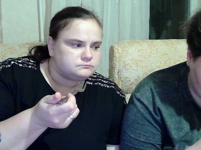 HollyXEva live cam preview
