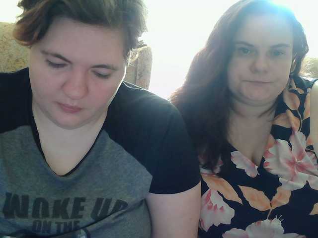 HollyXEva live cam on BongaCams