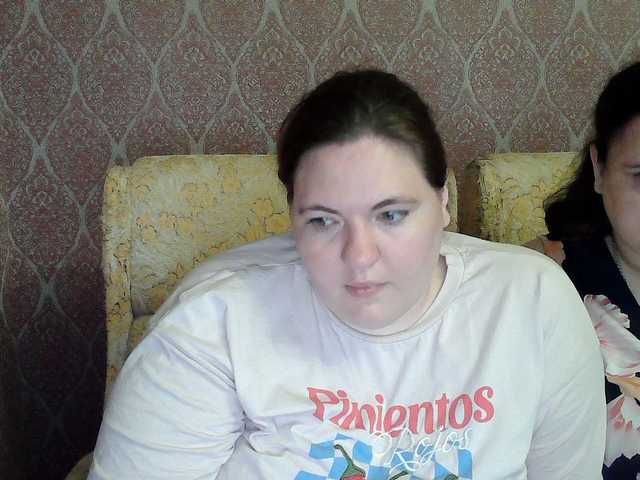 HollyXEva live cam