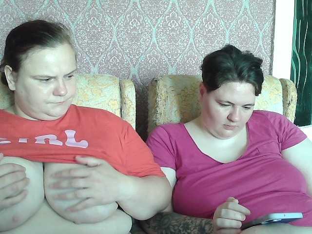 HollyXEva live cam on BongaCams