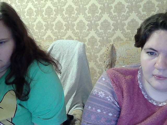 HollyXEva live cam preview