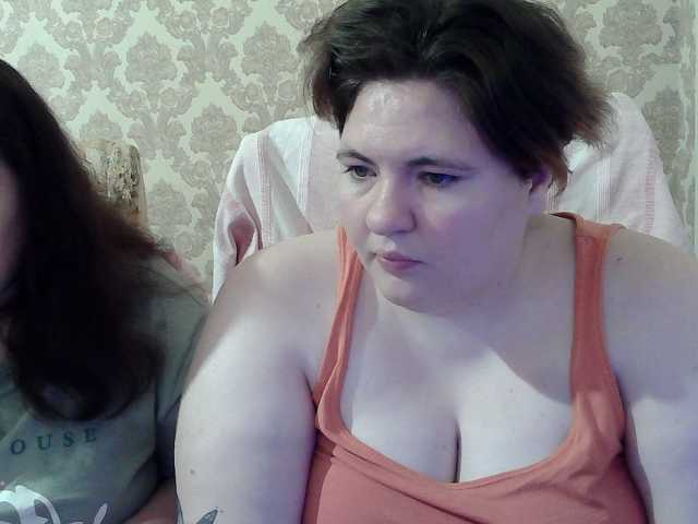HollyXEva