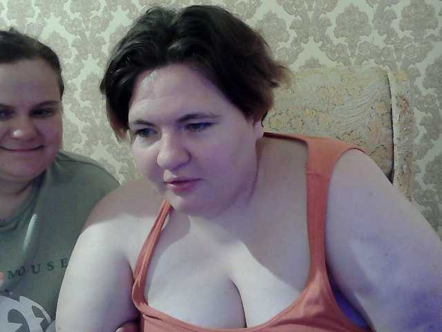 HollyXEva