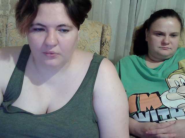 HollyXEva live cam