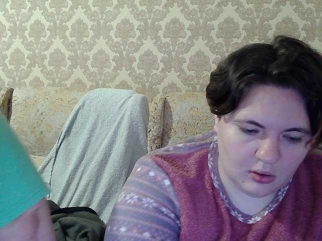 le modèle HollyXEva est en webcam porno dans un show sur le site bongacams, il possède les tags suivants: White/Caucasian,Brunette,Shaved