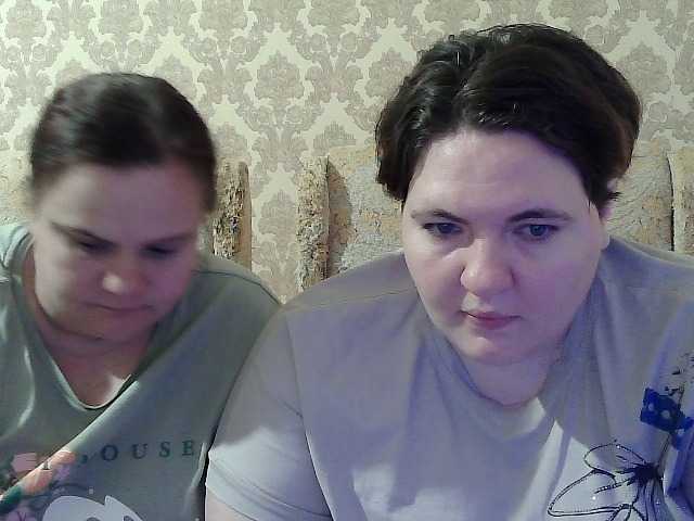 HollyXEva live cam preview
