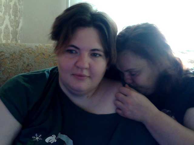 HollyXEva
