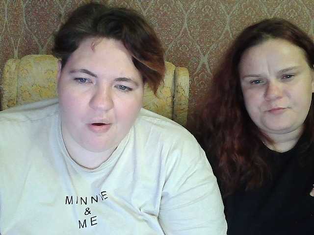 HollyXEva live webcam show
