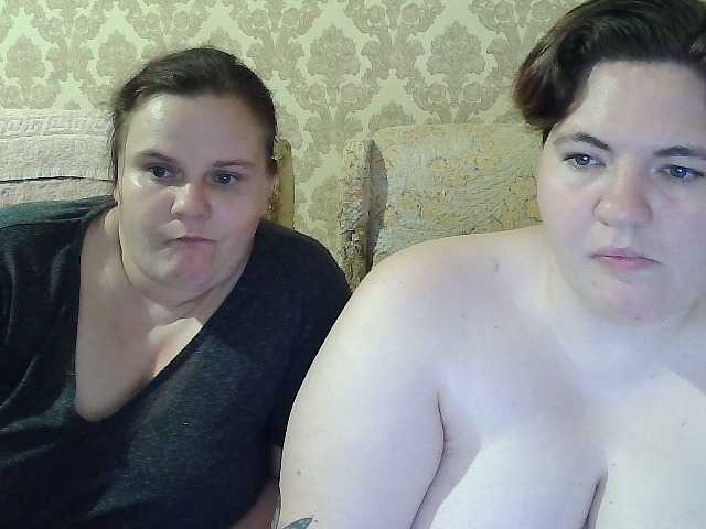HollyXEva