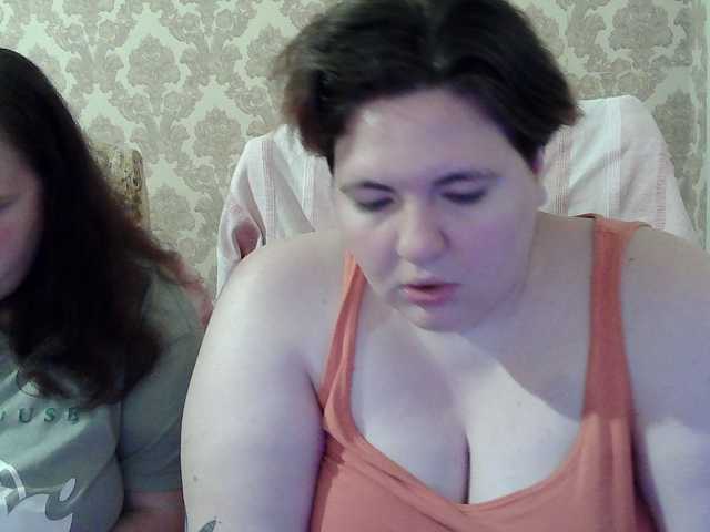 HollyXEva live cam preview