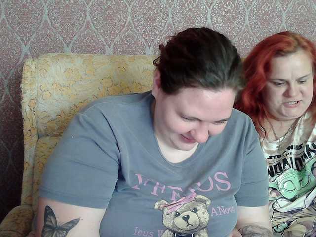 HollyXEva webcam