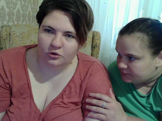 HollyXEva live cam on BongaCams