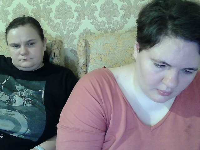 HollyXEva live cam