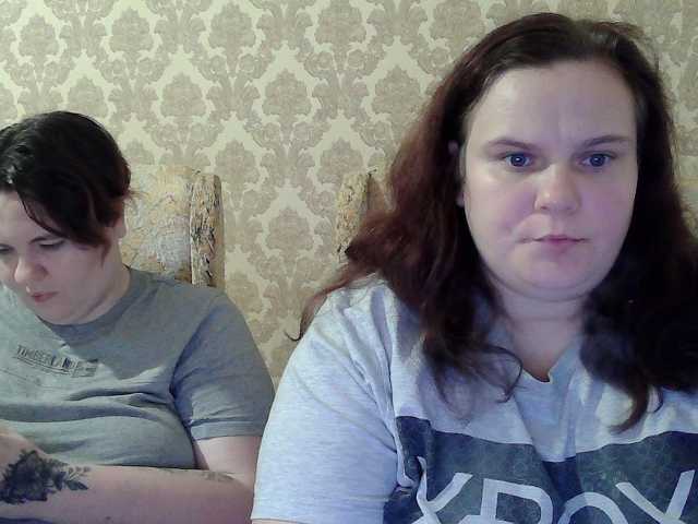 HollyXEva live cam preview