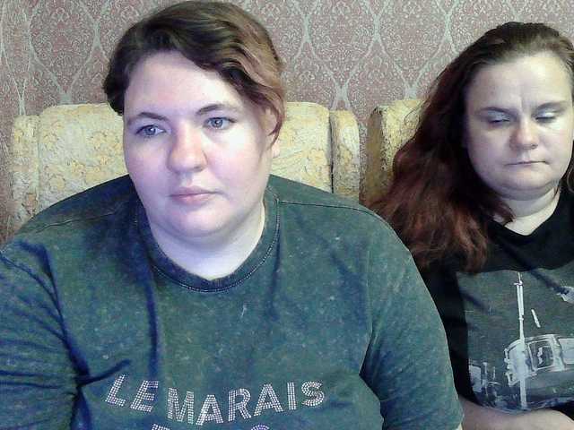 HollyXEva live cam