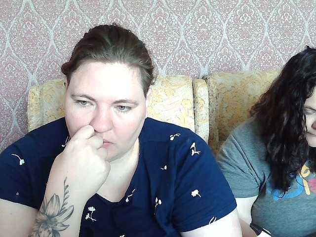 hollyxeva live show