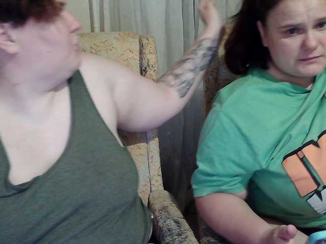 HollyXEva