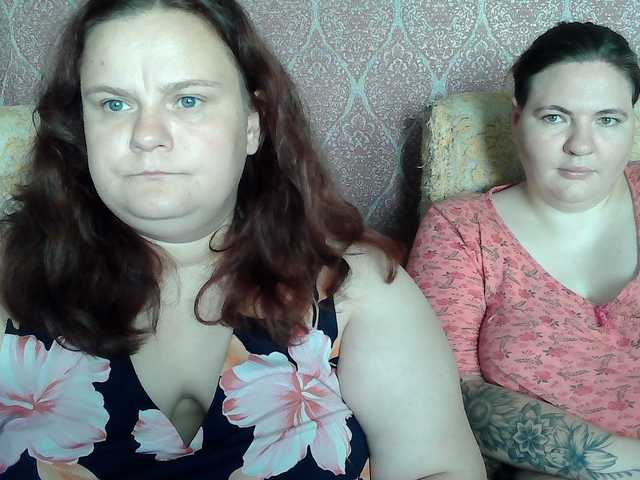HollyXEva live webcam show