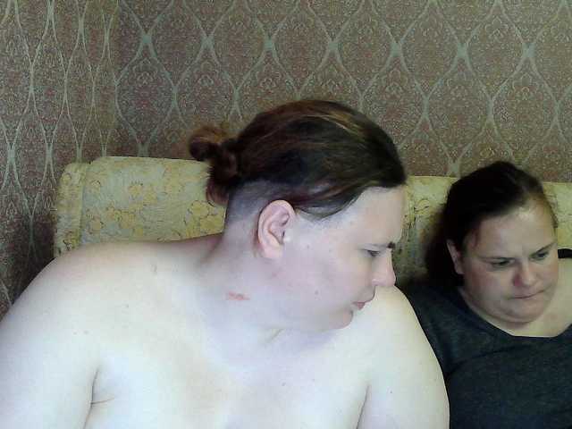 HollyXEva