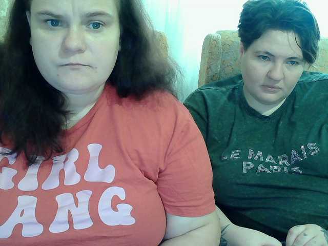 HollyXEva live cam on BongaCams