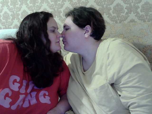 HollyXEva