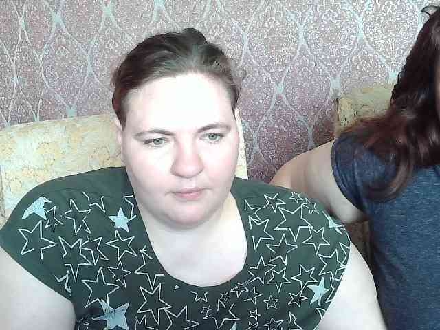 HollyXEva webcam