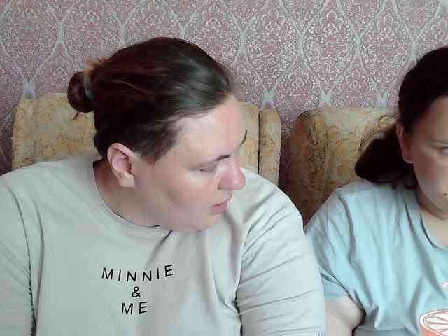 HollyXEva webcam