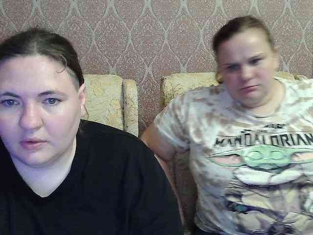 HollyXEva webcam