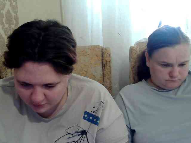 HollyXEva webcam