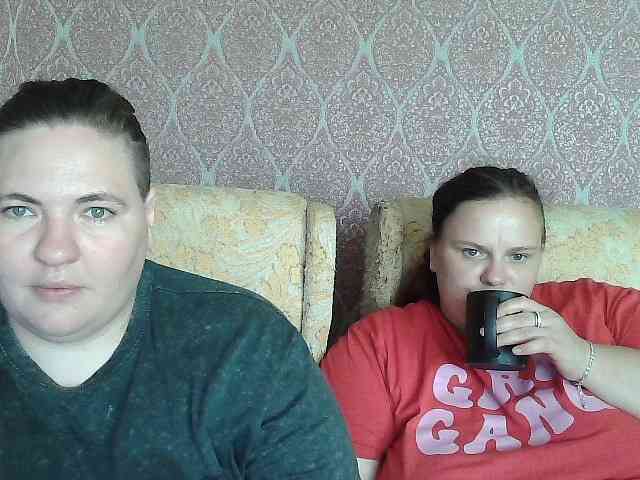 HollyXEva webcam