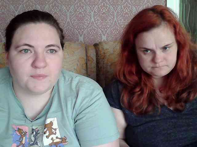 HollyXEva webcam