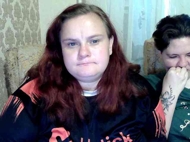 Модель: HollyXEva