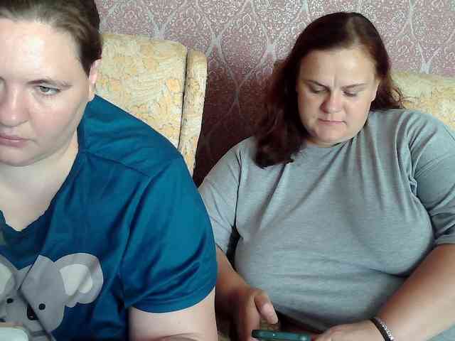 HollyXEva webcam