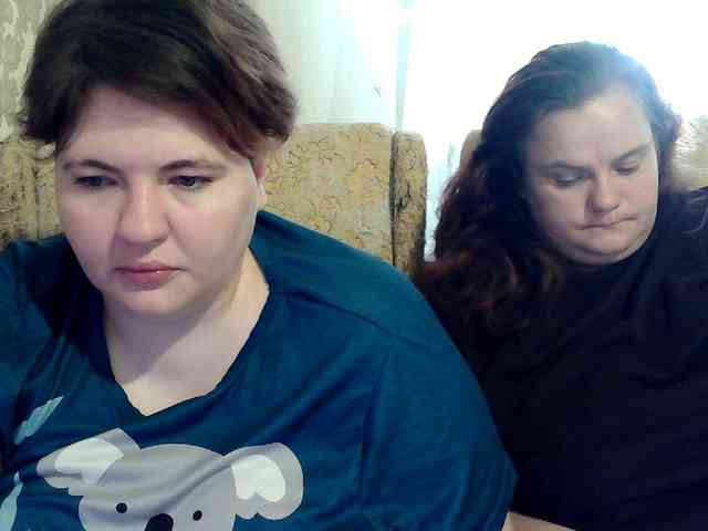 HollyXEva webcam